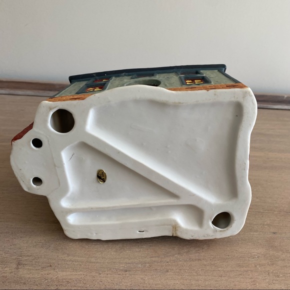 CAROLE TOWNE COLLECTION 2000 "THE PARSON'S HOME" Christmas Village - Picture 7 of 10